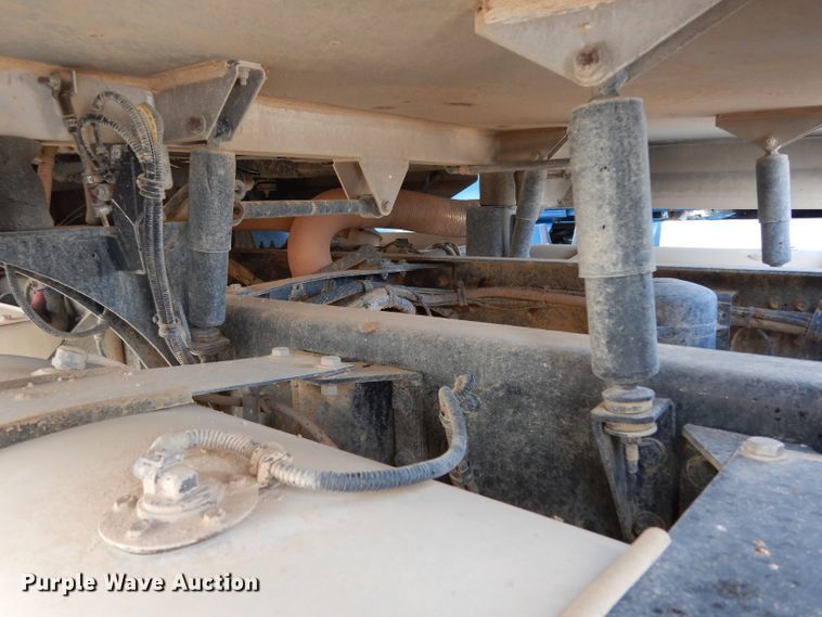 image for item DJ6534 2015 Western Star 4900A  semi truck