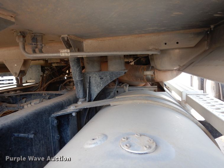 image for item DJ6534 2015 Western Star 4900A  semi truck