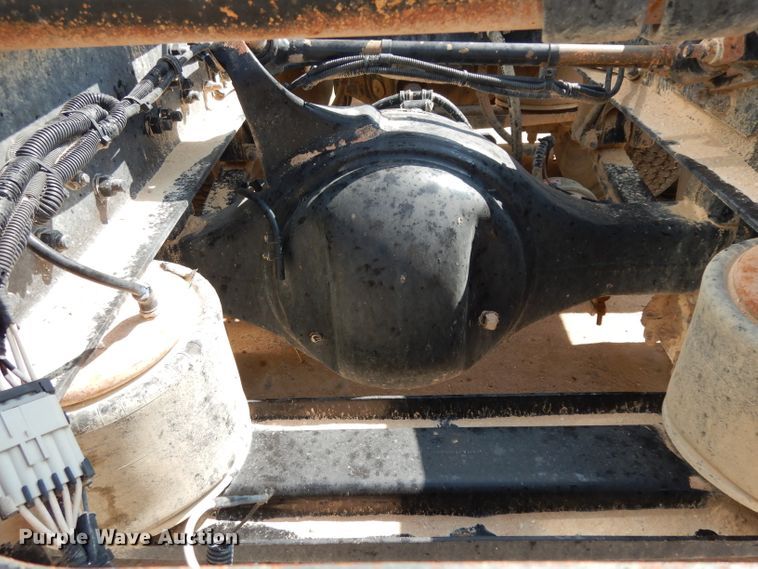 image for item DJ6534 2015 Western Star 4900A  semi truck