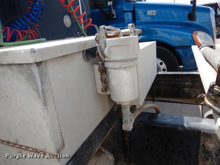 image for item DJ6534 2015 Western Star 4900A  semi truck