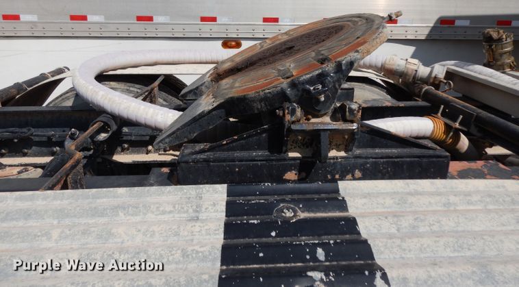 image for item DJ6534 2015 Western Star 4900A  semi truck