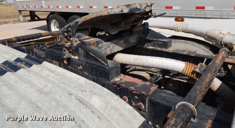 image for item DJ6534 2015 Western Star 4900A  semi truck