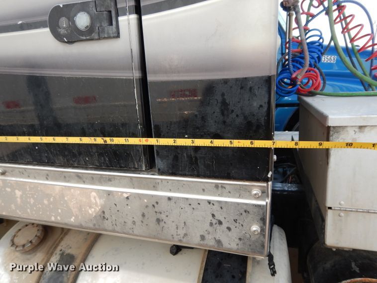 image for item DJ6534 2015 Western Star 4900A  semi truck