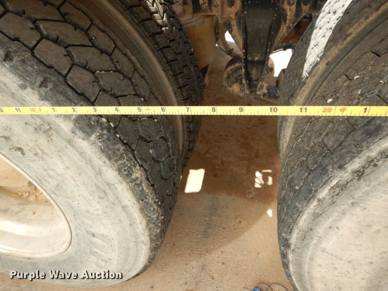 image for item DJ6534 2015 Western Star 4900A  semi truck