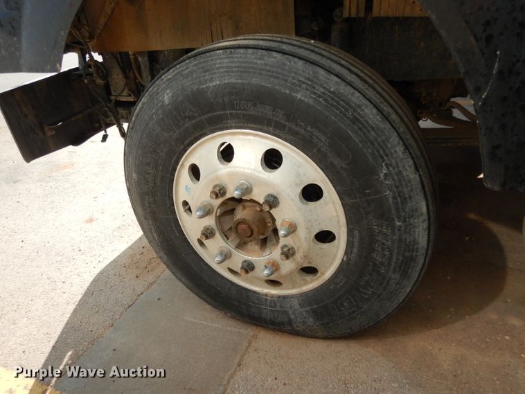 image for item DJ6534 2015 Western Star 4900A  semi truck