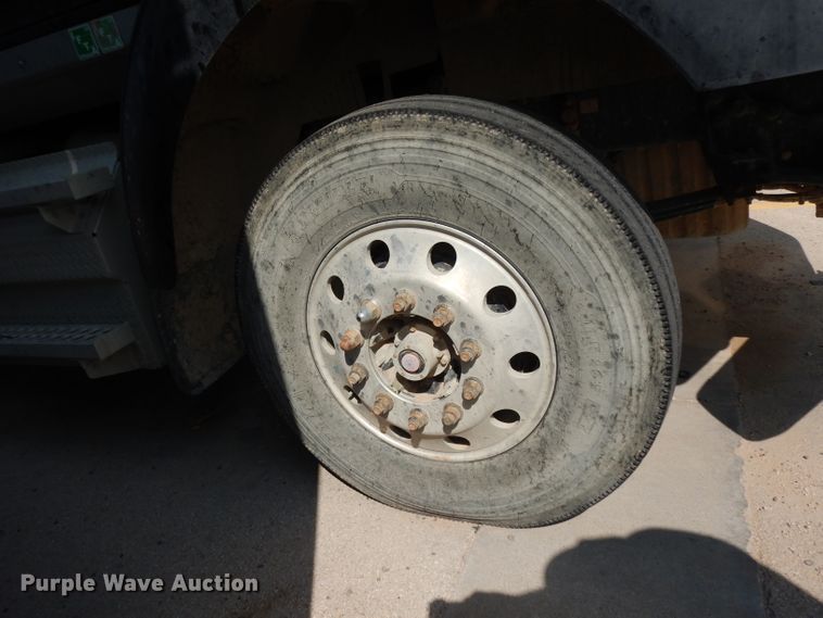 image for item DJ6534 2015 Western Star 4900A  semi truck