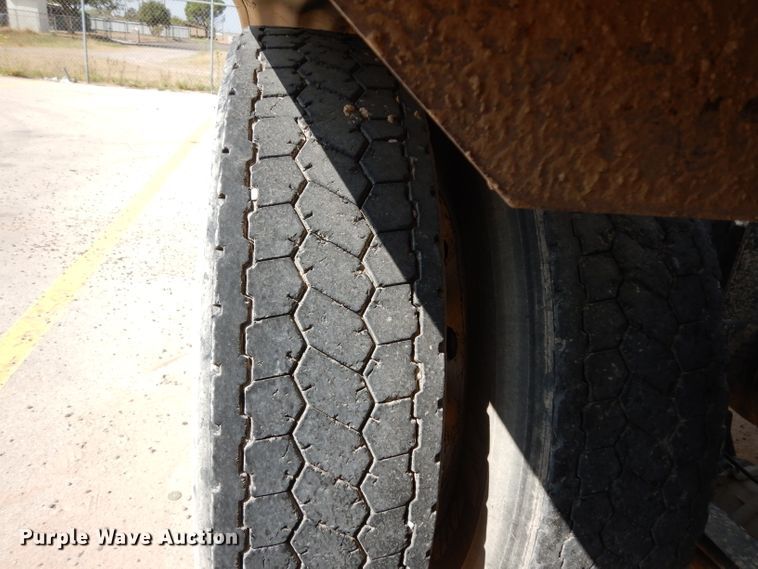 image for item DJ6534 2015 Western Star 4900A  semi truck