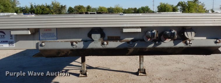 image for item DJ6599 2006 Reinke flatbed trailer