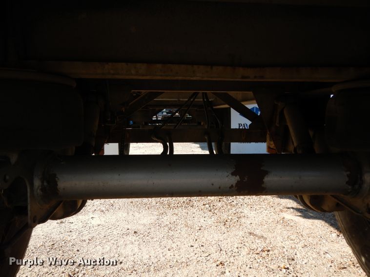 image for item DJ6599 2006 Reinke flatbed trailer