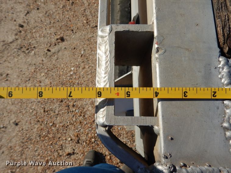 image for item DJ6599 2006 Reinke flatbed trailer