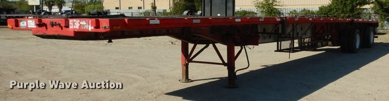 image for item DJ6600 2004 Transcraft flatbed trailer