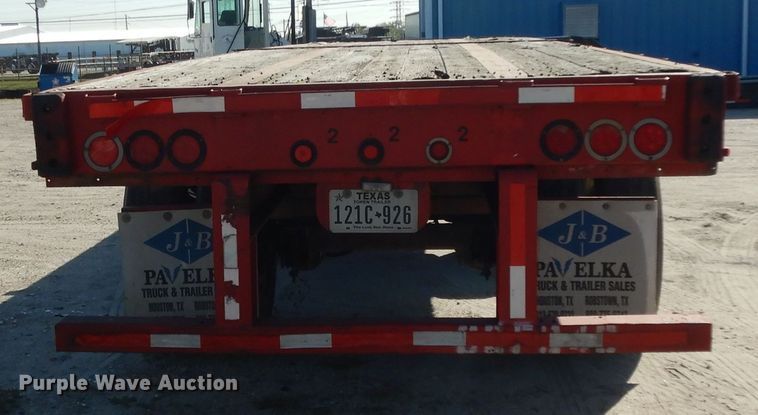image for item DJ6600 2004 Transcraft flatbed trailer