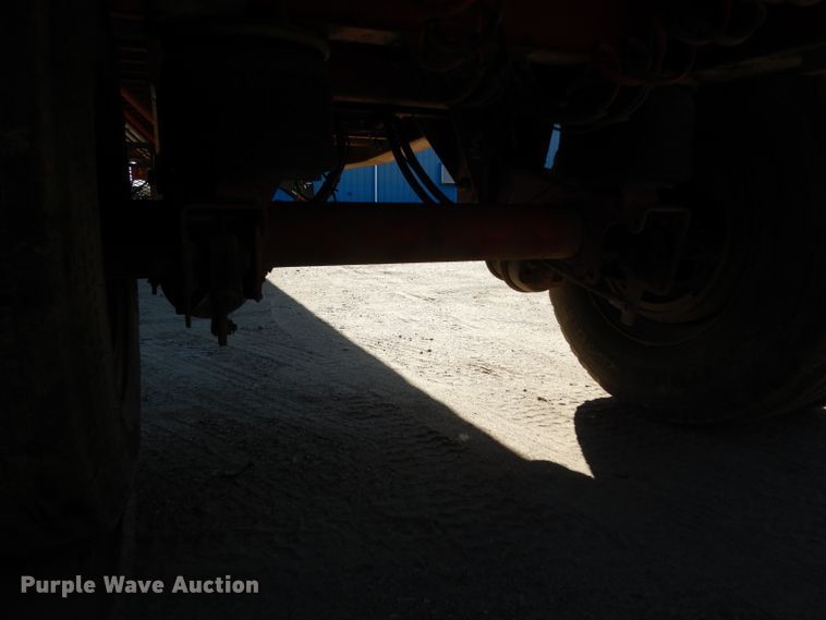 image for item DJ6600 2004 Transcraft flatbed trailer