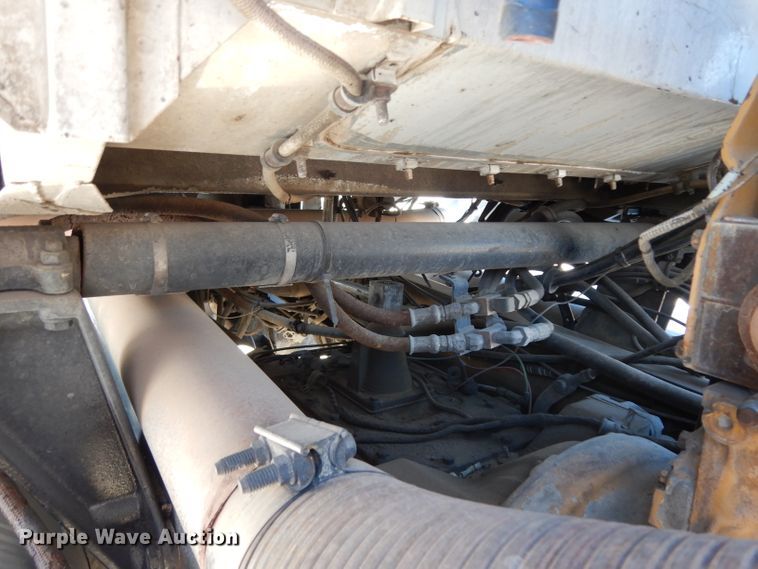 image for item DJ6601 1998 Western Star 4900  semi truck