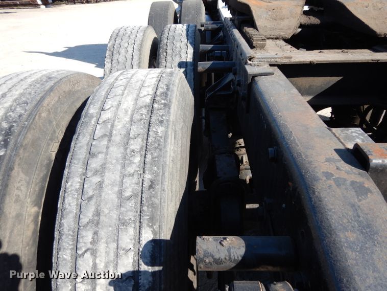 image for item DJ6601 1998 Western Star 4900  semi truck