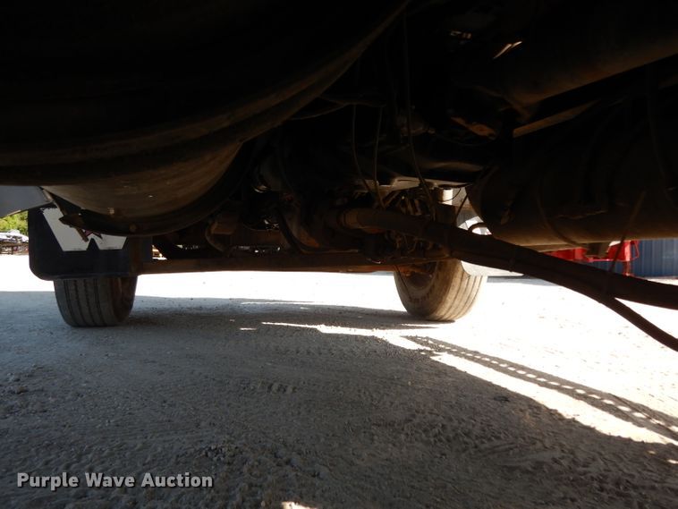 image for item DJ6601 1998 Western Star 4900  semi truck