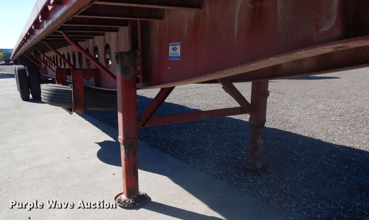 image for item DJ6602 2007 Lufkin flatbed trailer