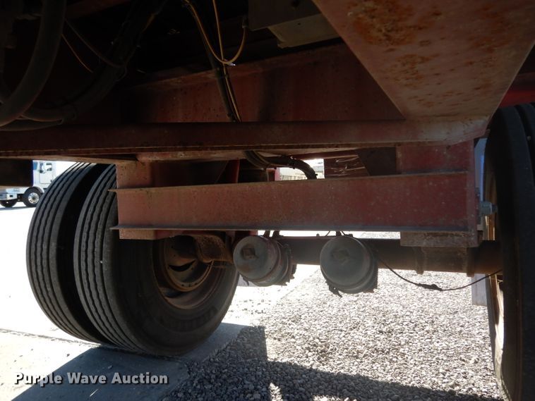 image for item DJ6602 2007 Lufkin flatbed trailer