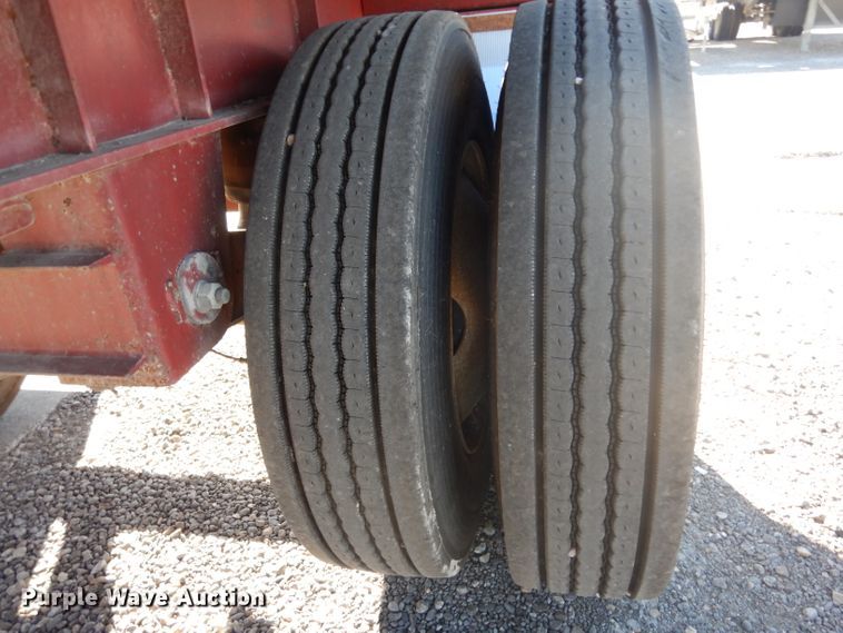 image for item DJ6602 2007 Lufkin flatbed trailer