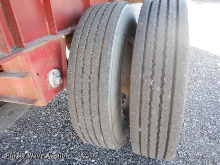 image for item DJ6602 2007 Lufkin flatbed trailer