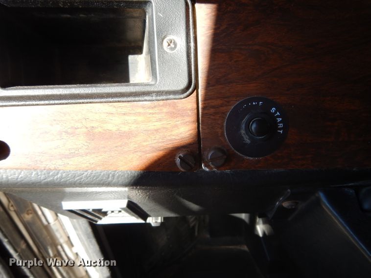 image for item DJ6603 1998 Peterbilt 379  semi truck