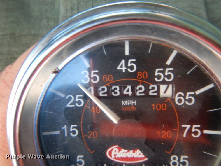 image for item DJ6603 1998 Peterbilt 379  semi truck