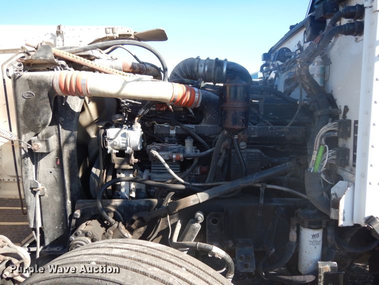 image for item DJ6603 1998 Peterbilt 379  semi truck