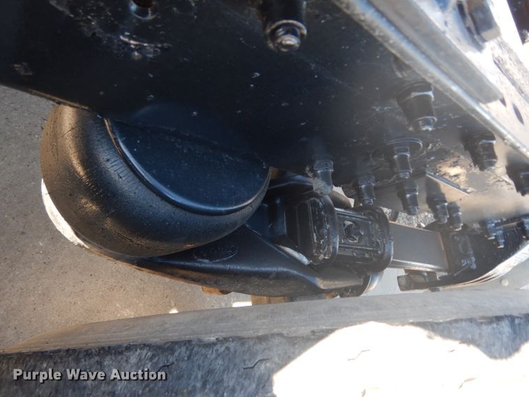 image for item DJ6603 1998 Peterbilt 379  semi truck