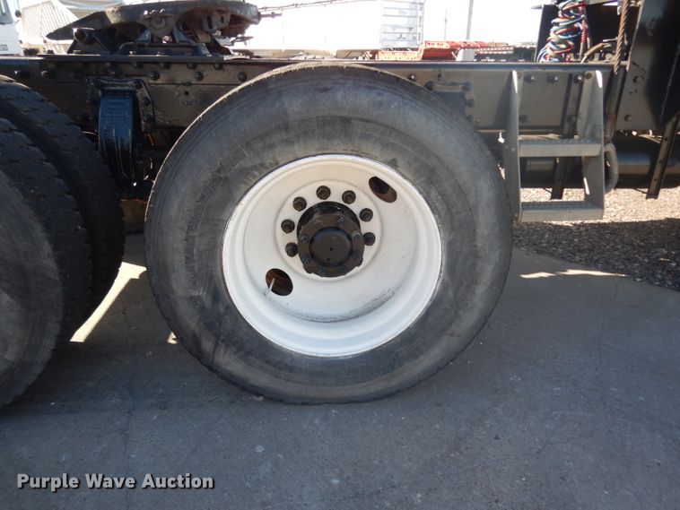 image for item DJ6603 1998 Peterbilt 379  semi truck