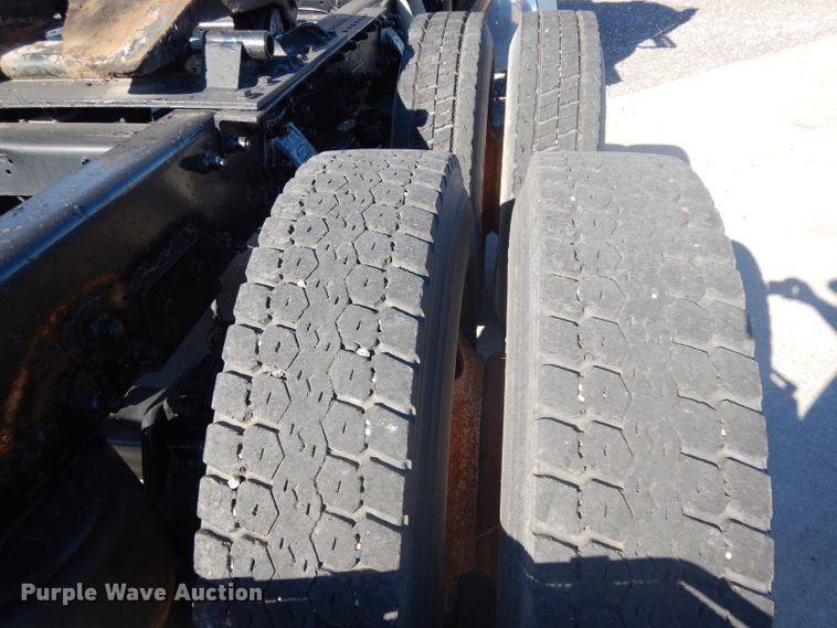 image for item DJ6603 1998 Peterbilt 379  semi truck