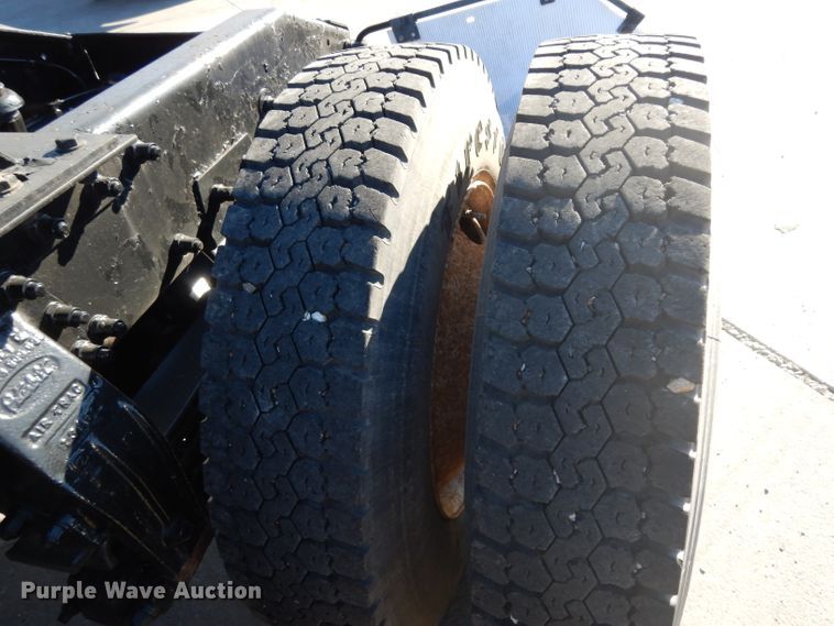 image for item DJ6603 1998 Peterbilt 379  semi truck