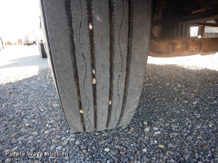 image for item DJ6603 1998 Peterbilt 379  semi truck