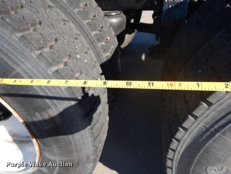 image for item DJ6603 1998 Peterbilt 379  semi truck