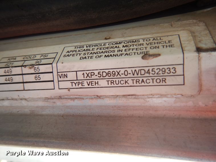 image for item DJ6603 1998 Peterbilt 379  semi truck