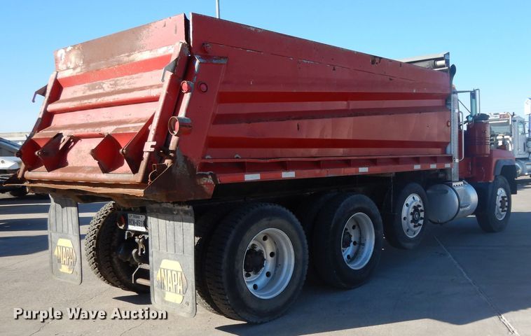 image for item DJ6605 1998 Mack RD688S  dump truck