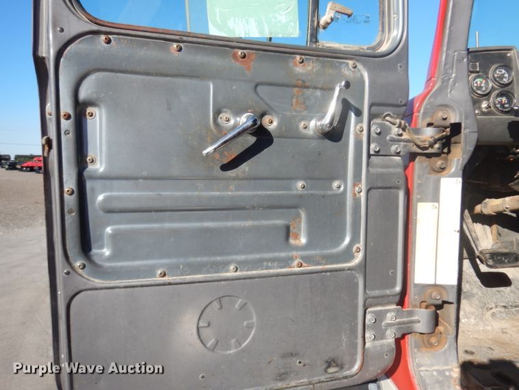 image for item DJ6605 1998 Mack RD688S  dump truck