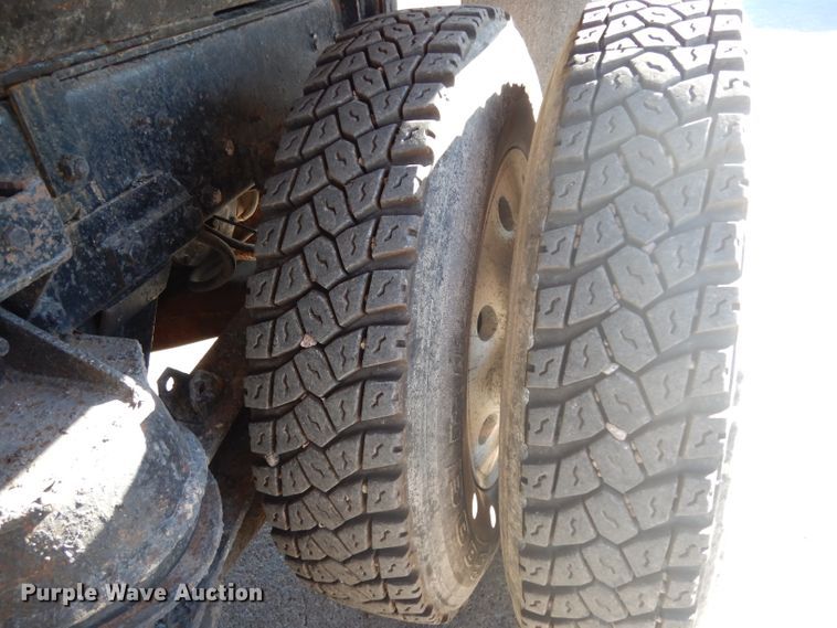 image for item DJ6605 1998 Mack RD688S  dump truck