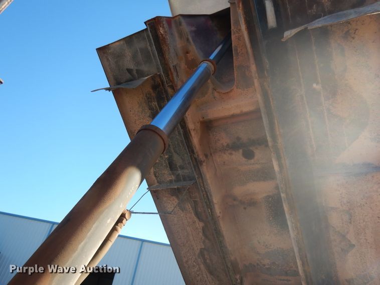 image for item DJ6605 1998 Mack RD688S  dump truck