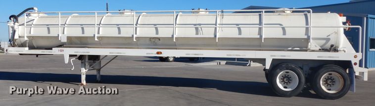 image for item DJ6606 2011 Garcia G1130 tank trailer