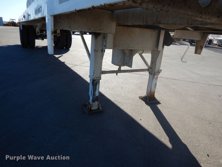 image for item DJ6606 2011 Garcia G1130 tank trailer