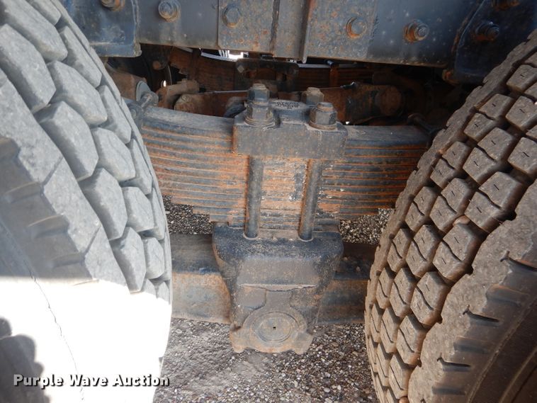 image for item DJ8777 2007 Kenworth W900  semi truck