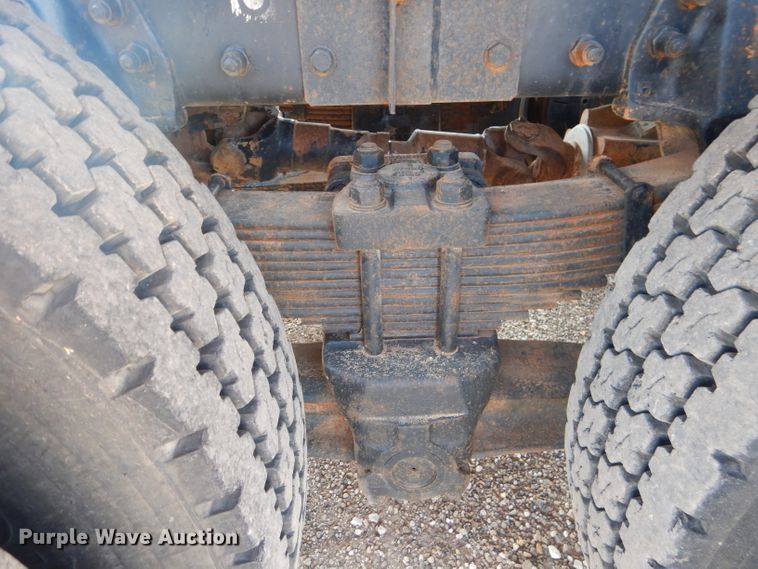 image for item DJ8777 2007 Kenworth W900  semi truck