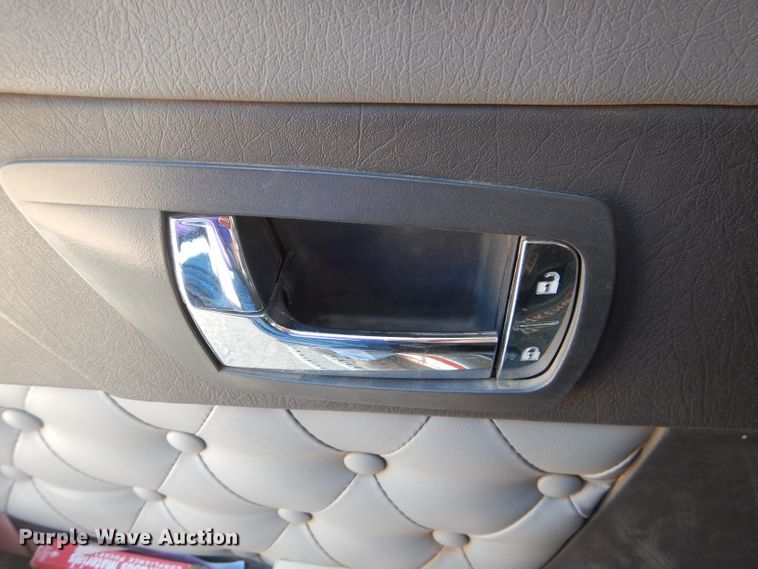 image for item DJ8777 2007 Kenworth W900  semi truck