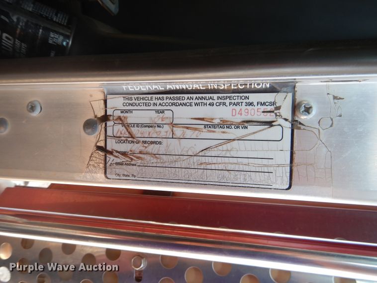 image for item DJ8777 2007 Kenworth W900  semi truck