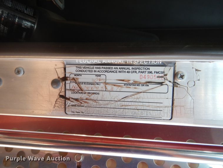 image for item DJ8777 2007 Kenworth W900  semi truck