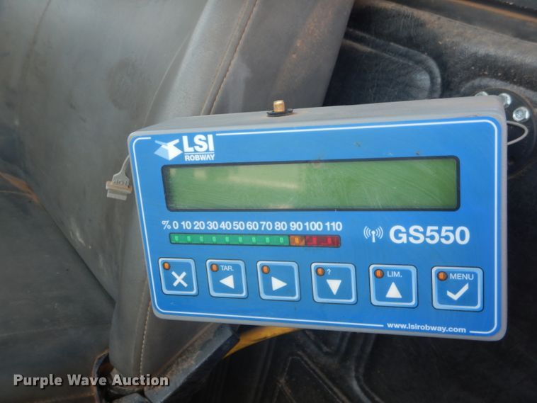 image for item DJ8781 2003 Mack RD888SX  winch truck