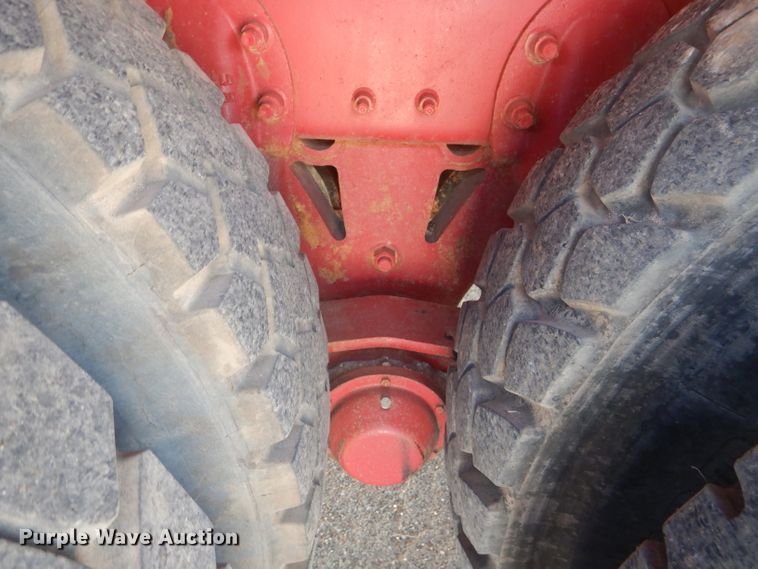 image for item DJ8781 2003 Mack RD888SX  winch truck