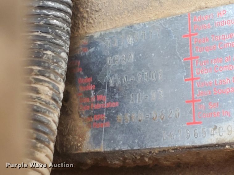 image for item DJ8782 1994 International F2574  semi truck