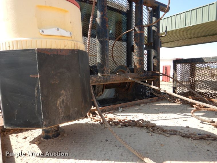 image for item DJ8783 2013 International WorkStar 7300  winch truck