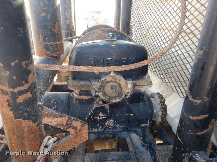 image for item DJ8783 2013 International WorkStar 7300  winch truck